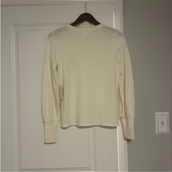 Anthropologie Nation Ltd Cream Long Sleeve Tee with Gold Snaps - Picture 4 of 4